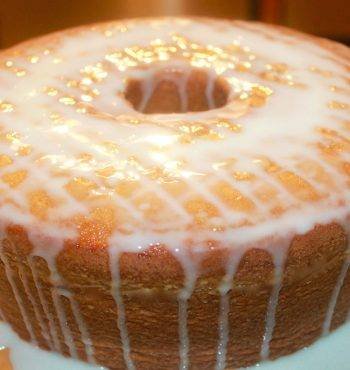 7-Up Pound Cake